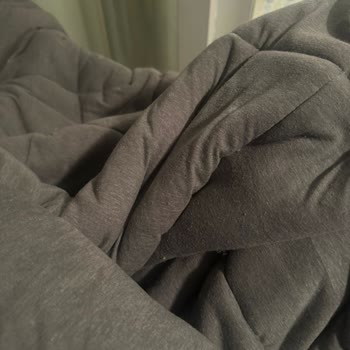 Elyaf Parçaları Ve Alerjik Sorunlar Nedeniyle Bobigny Çift Kişilik Uyku Seti Ayıplı