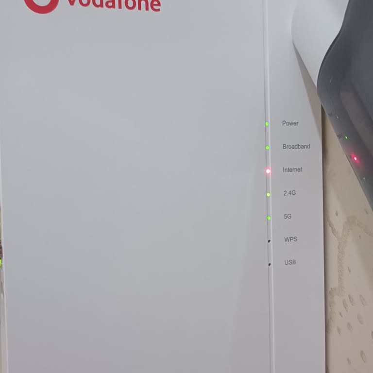 Fiber İnternet Kesintisi Ve Müşteri Hizmetlerine Ulaşılamıyor