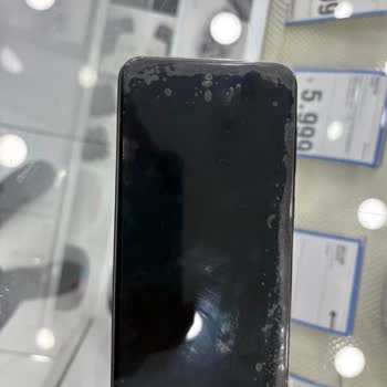 Sınırsız Ekran Koruyucular Kalitesiz Ve Hava Kabarcıkları Oluştu, Tam İade İstiyorum