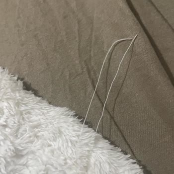 Bebek Battaniyesinde Tehlikeli Dikiş İpliği: Kangren Riski