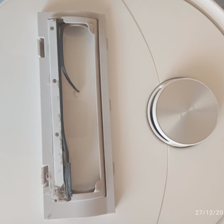 Roborock S8 Pro Ana Fırça Kapağı Kronik Arıza, Yedek Parça Teslimatı Belirsiz