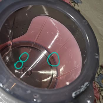 Karaca Züccaciye Metal Tabanda Paslanma Oluştuğunu Fark Ettik