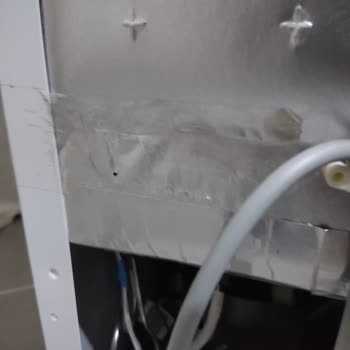 Arçelik Buzdolabı Eksik Parça Ve Açık İzolasyonla Teslim Edildi