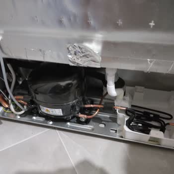 Arçelik Buzdolabı Eksik Parça Ve Açık İzolasyonla Teslim Edildi