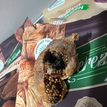 A101 Ümraniye Şubesinde Çerezya Incirinde Kurt Ve Siyah Oluşum Tespit Edildi