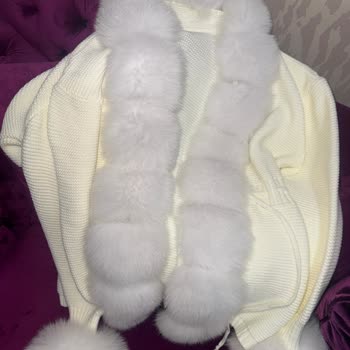 Yanıltıcı Görseller Ve Gerçek Kürk Olmayan Hırka Teslimatı