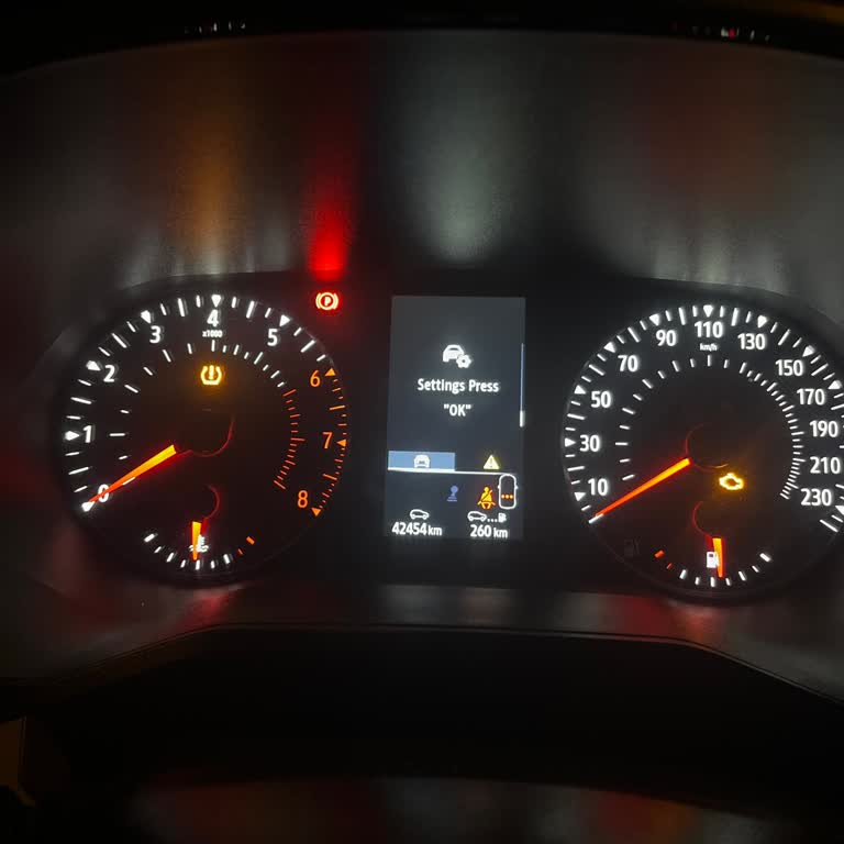 Renault Clio 5 Gösterge Paneli Dil Ayarı Türkçe Olmuyor