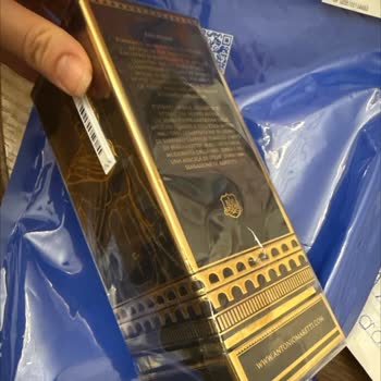 Л’Этуаль доставил парфюм в повреждённой упаковке и игнорирует обращение более 10 дней