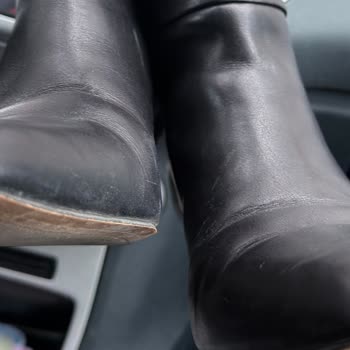 Ayıplı Deri Ayakkabının 15 Günlük Kullanımda Oluşan Hasarı Ve Değişim Talebinin Reddedilmesi