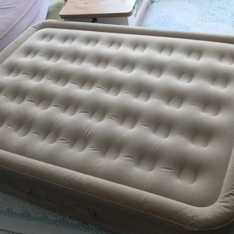 Kusurlu Yatak Ve Cevapsız Müşteri Hizmeti