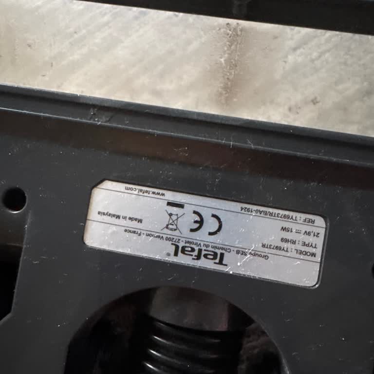 Tefal Dikey Süpürge Fırça Başlığı Arızası Ve Garanti Kapsamında Yardım Eksikliği