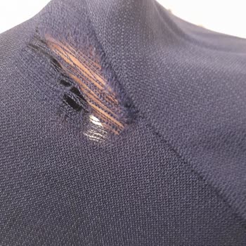 Ramsey Takım Elbisemde Açılma Ve Kullanıcı Hatası İddiası