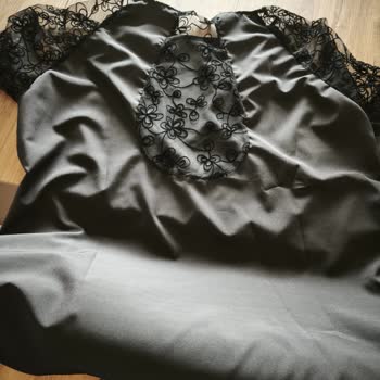 Selmaya.com Sipariş Ürünleri Görsellerle Uyuşmadı Ve 1.000 TL Gümrük Ücreti İle Mağdur Oldum