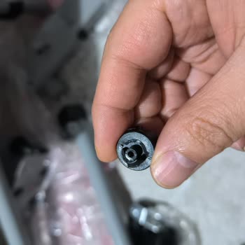 Kırık Parçalar Ve Çizikli Robo Kürek Ürününde İade Koduna Ulaşılamıyor