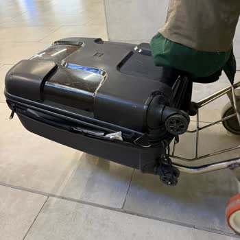 Kayseri Havaş Personelinin Kırık Bagaj İçin Kayıt Tutmaması Ve Yardım Sağlamaması