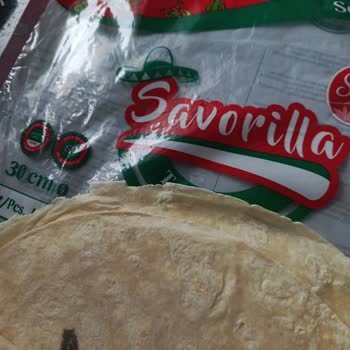 Tortilla Paketi Açıldığında Yabancı Madde Ve Yapışık Yufkalar Tespit Edildi