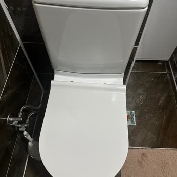 Turkuaz Seramik Klozet Kapağı Ani Çatladı, Yedek Parça Bulunamıyor!