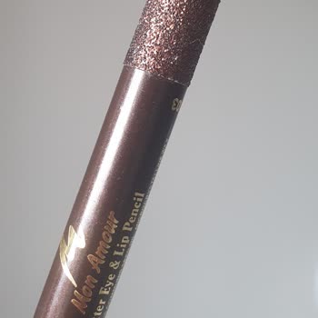 Ürün Rengi Açıklamaya Uymadığı İçin Şikayet