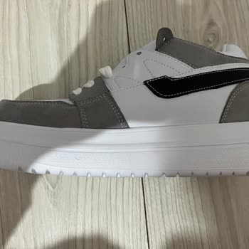 Level Step Sağlık Riski Taşıyan Kimyasal Kokulu Ayakkabı Ve Uzayan İade Süreci
