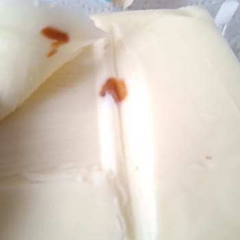 İçim Kaşar Peyniri İçerisinden Yabancı Madde Çıktı