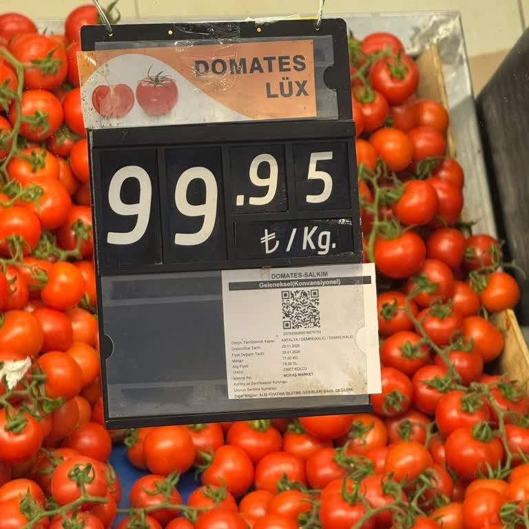 Mopaş Hipermarket Darıca Şubesinde Domates Ve Salatalık Fiyatlarındaki Ani Artış