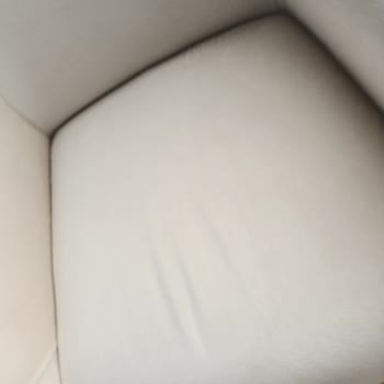 Serra Koltuk Takımında Çökme Ve Renk Değişimi, Müşteri Hizmetlerinden Yanıt Yok