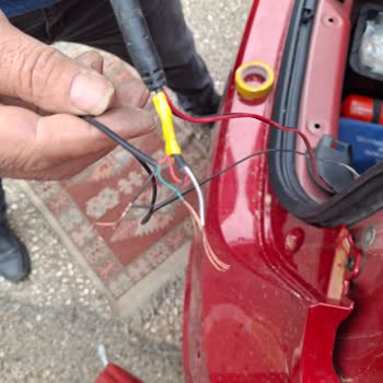 Servis Sonrası Geri Görüş Kamerası Arızası Ve Masrafın Servise Yüklenmesi Talebi