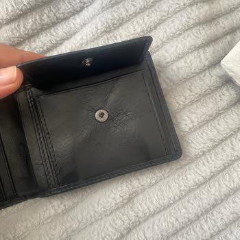 Hasarlı Deri Cüzdan Gönderildi, Değişim Reddedildi, Tam İade Talep Ediyorum