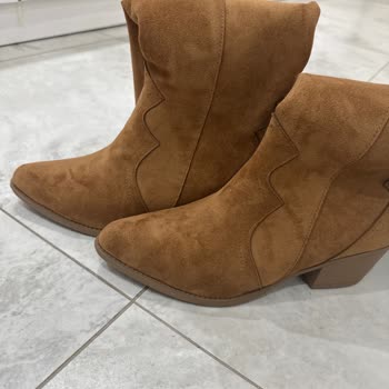 Yanlış Sol Ayakkabı Gönderimi Ve Cevapsız Müşteri Hizmetleri