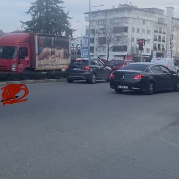 Kırmızı Işıkta Bekleyen Aracım Yanlış Kaza Kusuruyla İşaretlendi