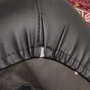 Uzun Teslimat Süresi Ve Hasarlı Sandalye İçin Hızlı Değişim Talebi