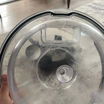 İhlas Aura Cleanmax Servisinde Kırık Su Haznesi Ve Sorumluluk Reddi