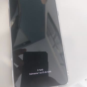 Media Markt Yanıltıcı Şarj Ve Batarya Bilgileri Nedeniyle Telefon Değişimi Talebi