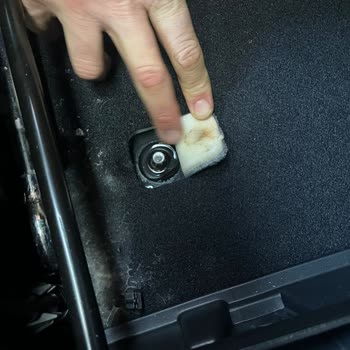 Peugeot 5008 Bagajda Tekrarlayan Su Girişi Ve Küflenme, Değişim Talebi