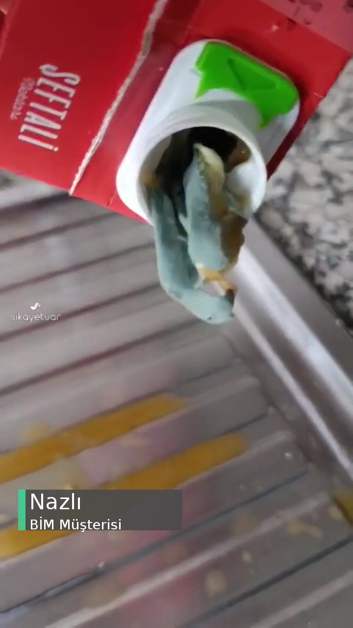BİM Küf Çıkan Meyve Suyu videonun kapak resmi