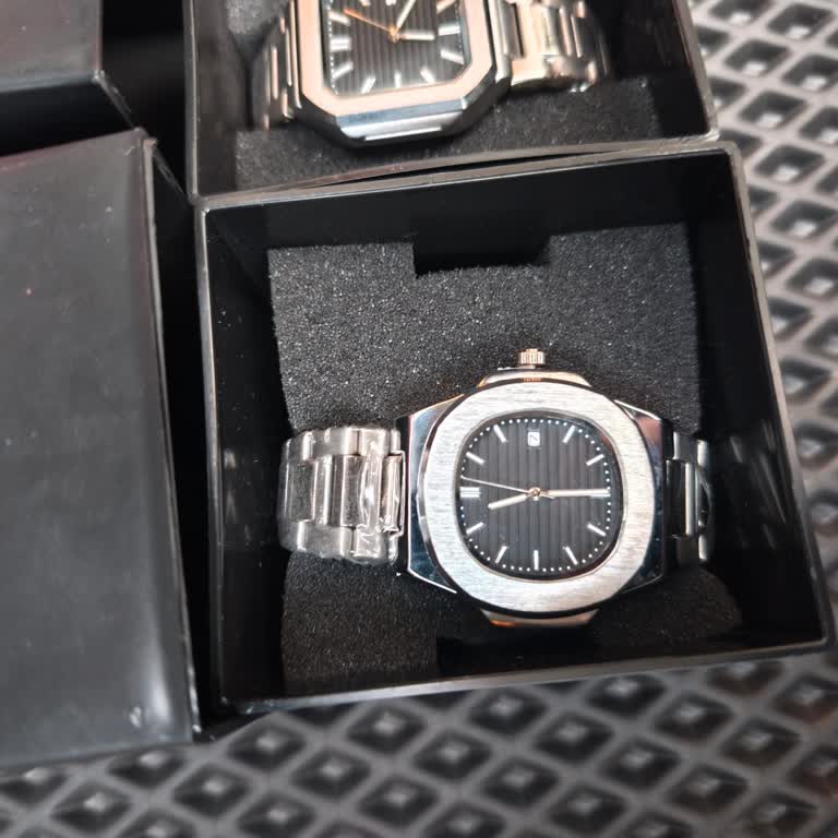 @saatler.burada.outlet Ödenen 1900 TL'lik Ücret İadesi Ve Sayfa İncelenmesi Talebi