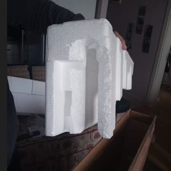 Kırık Ekranlı Televizyon Teslimatı İçin Media Markt Sorumluluğu Reddi