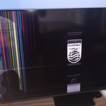 Kırık Ekranlı Televizyon Teslimatı İçin Media Markt Sorumluluğu Reddi