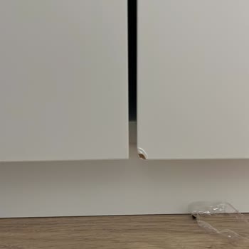 Taşıma Sırasında Hasar Gören Gardırop Kapakları İçin Değişim Talebi Reddedildi