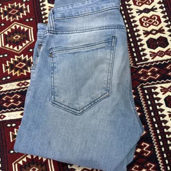 Mavi Ürünün Kumaşı Yıprandı Ve Genişledi, Mağaza İadesini Reddetti