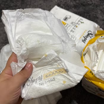 Sleepy Bebekte Yapışkan Silikon Parçaları Bulunması Sağlık Endişesi