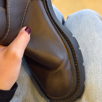 Çizmelerimin Tamiri Yapılmadı, Paketi Deforme Ve Ücretin Tam İadesi Talebi