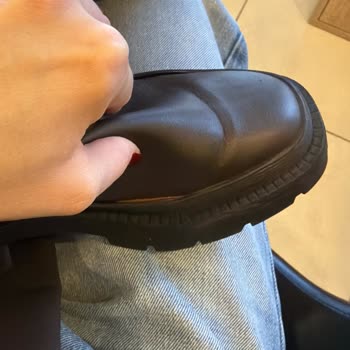 Çizmelerimin Tamiri Yapılmadı, Paketi Deforme Ve Ücretin Tam İadesi Talebi