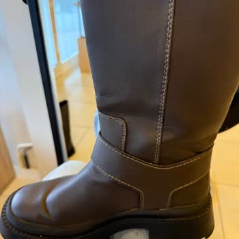 Çizmelerimin Tamiri Yapılmadı, Paketi Deforme Ve Ücretin Tam İadesi Talebi