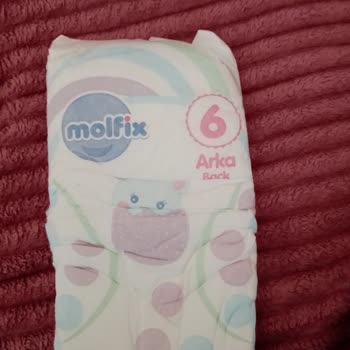 Molfix 6 Numaralı Bebek Bezinde Yanlardan Sürekli Sızıntı