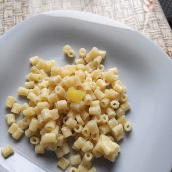 Filiz Makarnasında Kocaman Plastik Parça Çıktı, Sağlık Ve Güven Endişesi