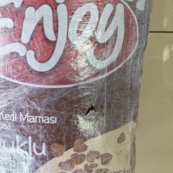 Patlak Gelen 15 Kg Kedi Maması İçin Koşulsuz İade Talebi