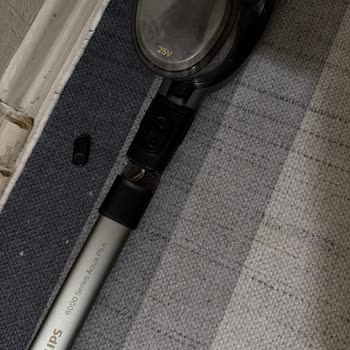 Philips 8000 Serisi Aqua Plus Dikey Süpürgede Teleskopik Boru Kırılması Ve Uzun Servis Beklemesi