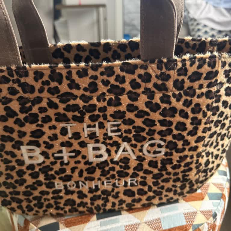 Kalitesiz Çantalar Ve Eksik Askı, İade Talebim Reddedildi