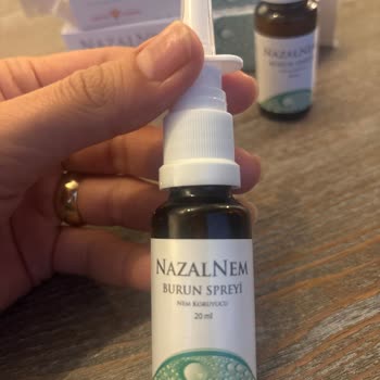 Nazalnem Burun Spreyinde Sızıntı Ve Bozuk Püskürtme Aparatı